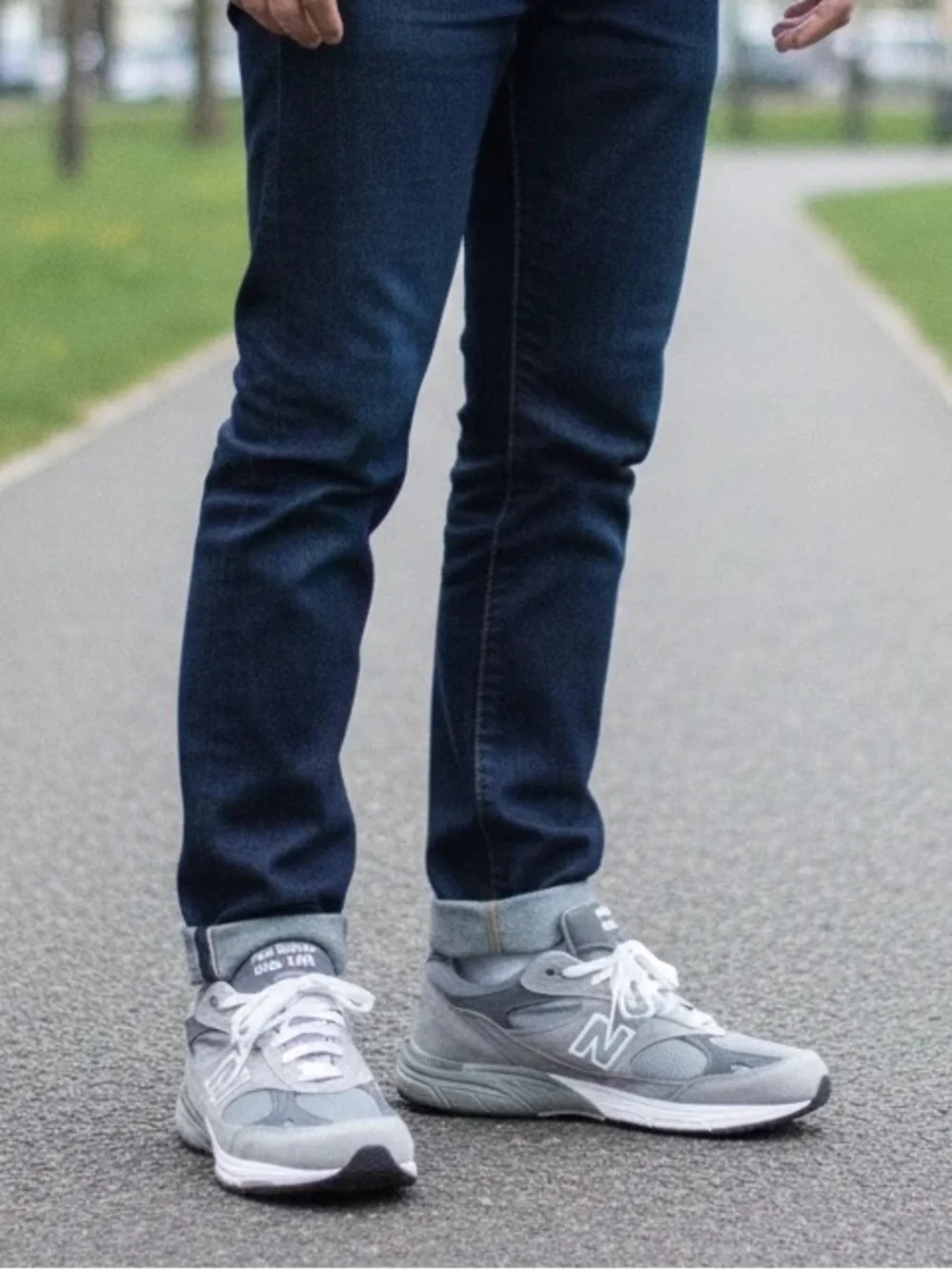 New Balance Men's MADE IN THE USA 993 Sneakers, Grey. Size 11.5 /4E (Extra Wide)